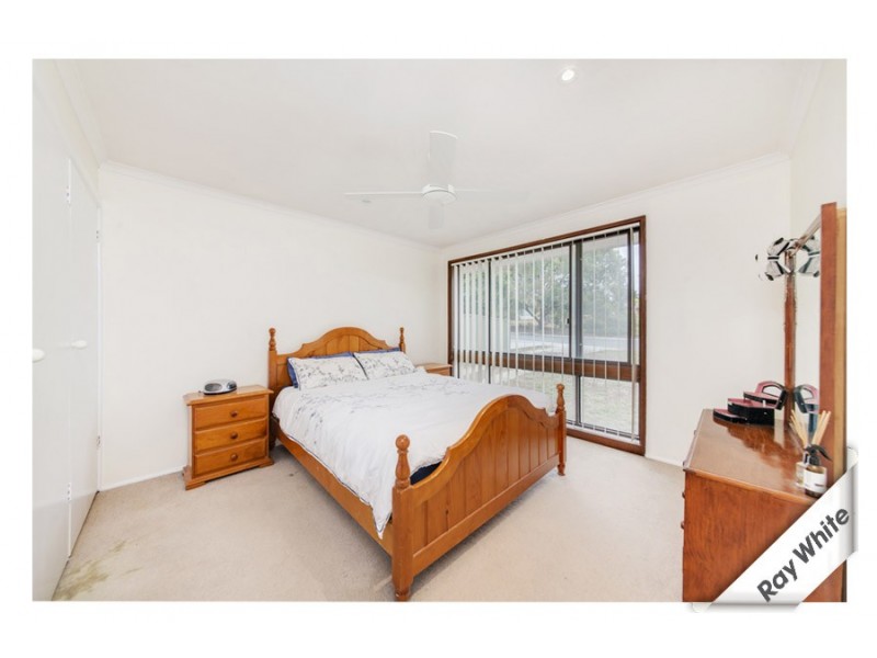 8 Oldfield Circuit, Kambah ACT 2902