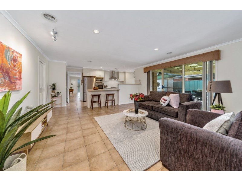 7 Binney Close, Dunlop ACT 2615