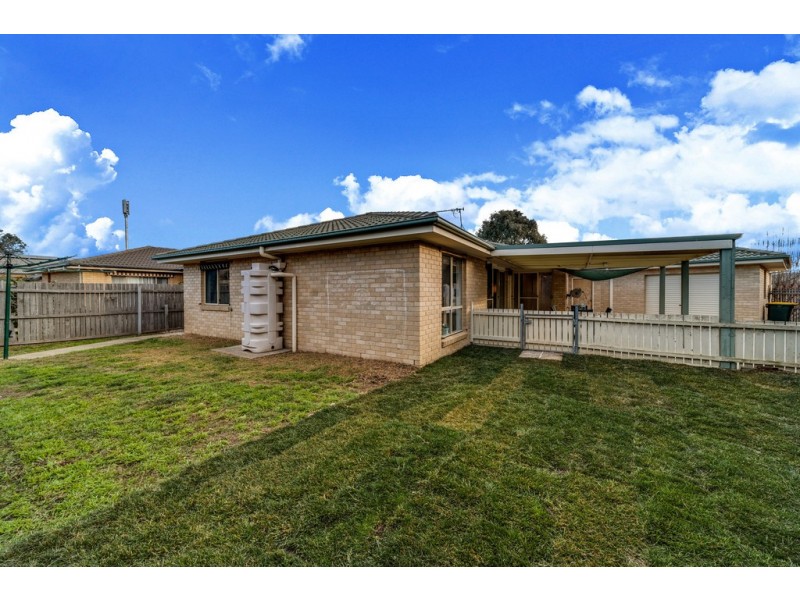 7 Binney Close, Dunlop ACT 2615