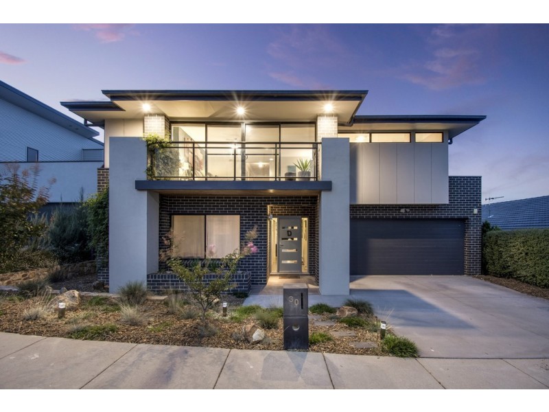 30 Alan Watt Crescent, Casey ACT 2913