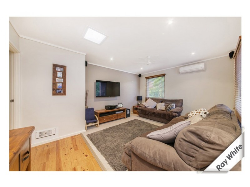 6 Dangar Place, Charnwood ACT 2615