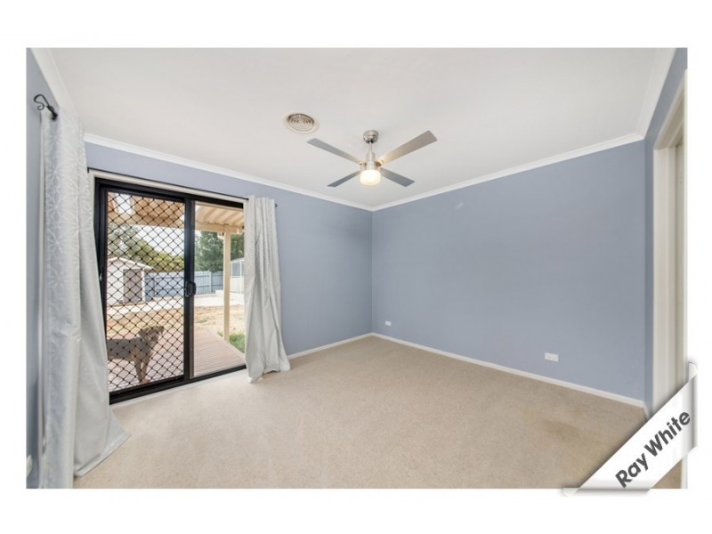 29 Polwarth Street, Dunlop ACT 2615