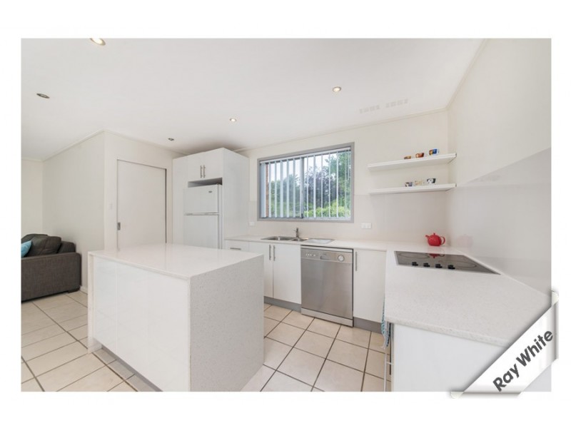 26 Bennelong Cres, Macquarie ACT 2614