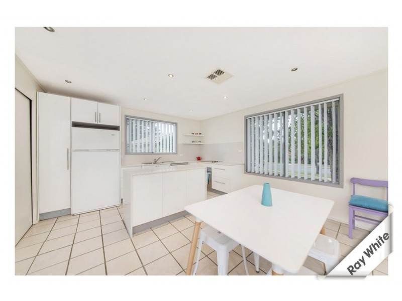 26 Bennelong Cres, Macquarie ACT 2614