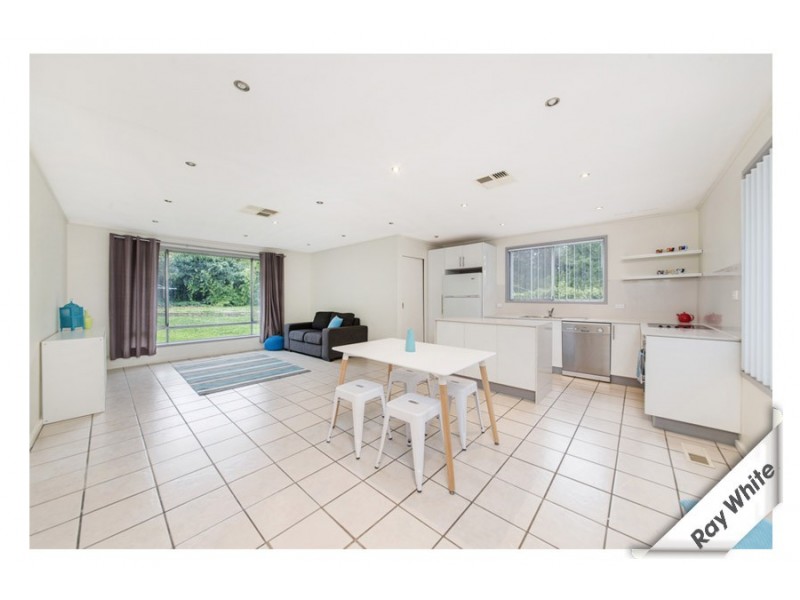 26 Bennelong Cres, Macquarie ACT 2614