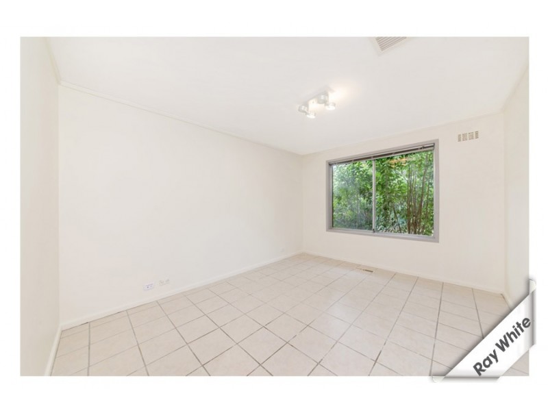 26 Bennelong Cres, Macquarie ACT 2614