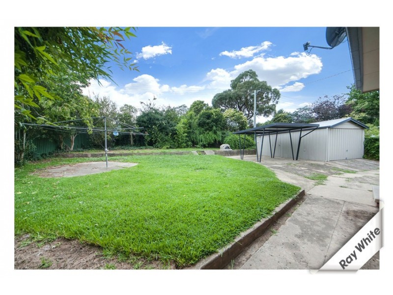 26 Bennelong Cres, Macquarie ACT 2614