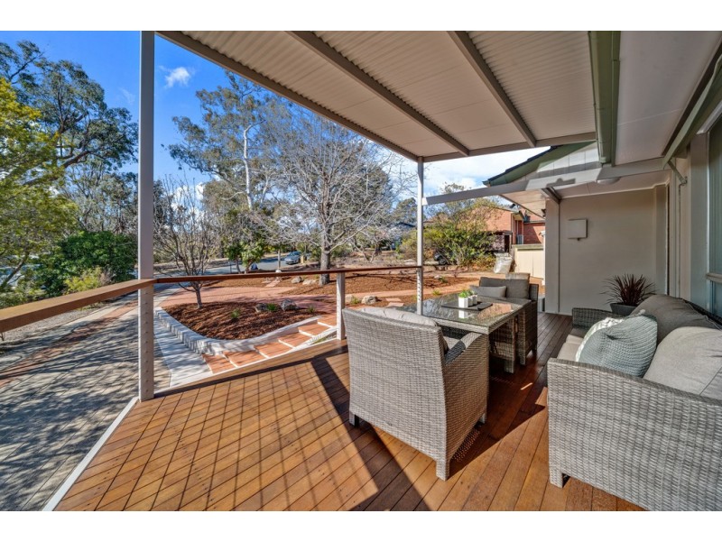 16 Ambara Place, Aranda ACT 2614