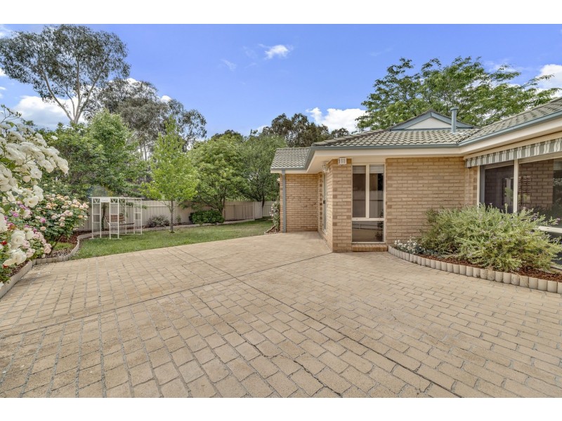 8 Minnta Place, Ngunnawal ACT 2913