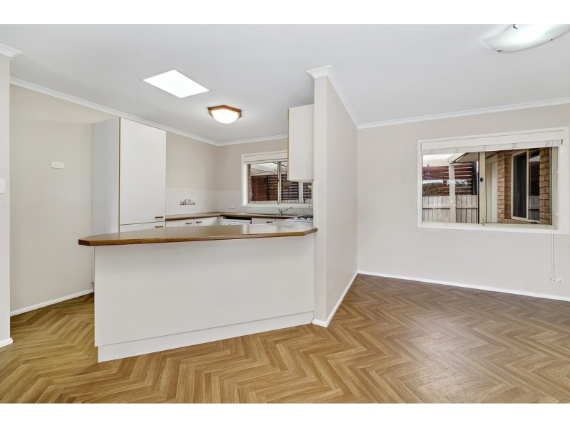 8 Minnta Place, Ngunnawal ACT 2913