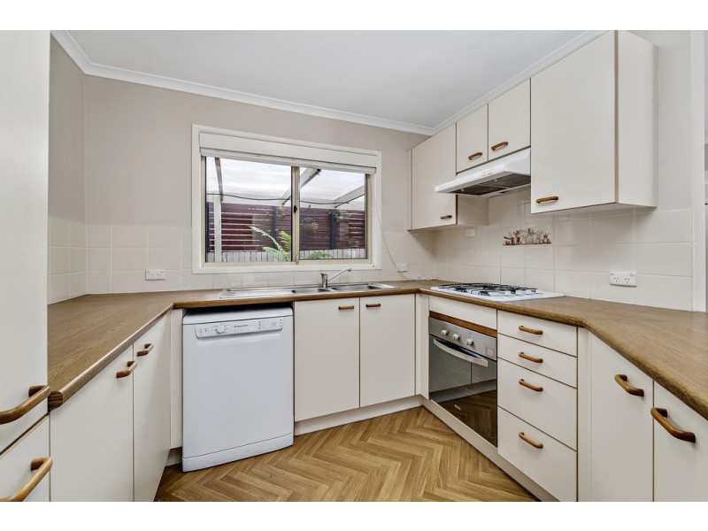 8 Minnta Place, Ngunnawal ACT 2913