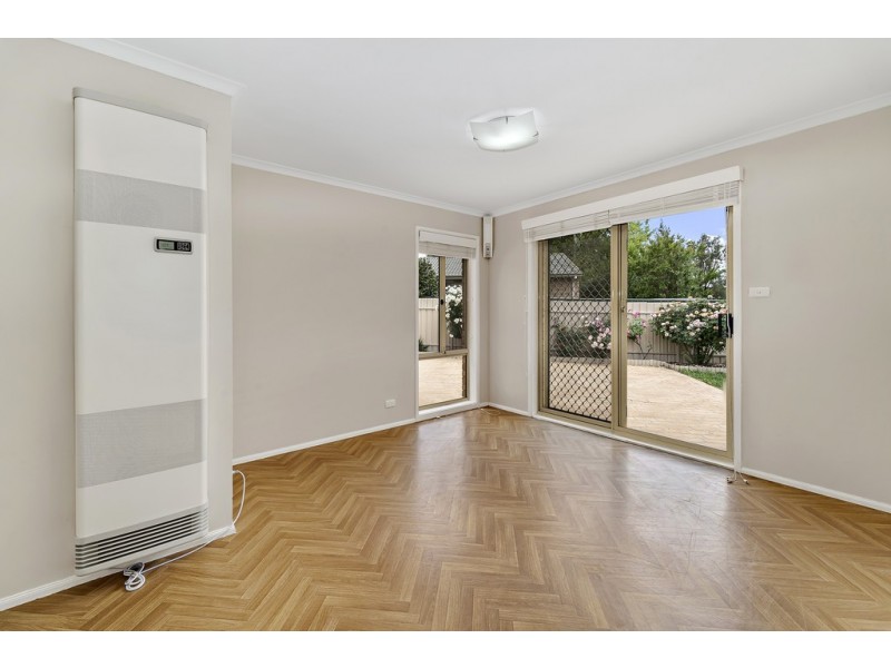 8 Minnta Place, Ngunnawal ACT 2913