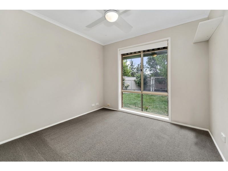 8 Minnta Place, Ngunnawal ACT 2913