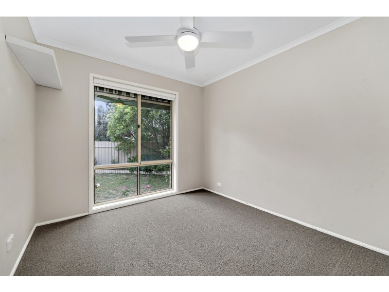 8 Minnta Place, Ngunnawal ACT 2913