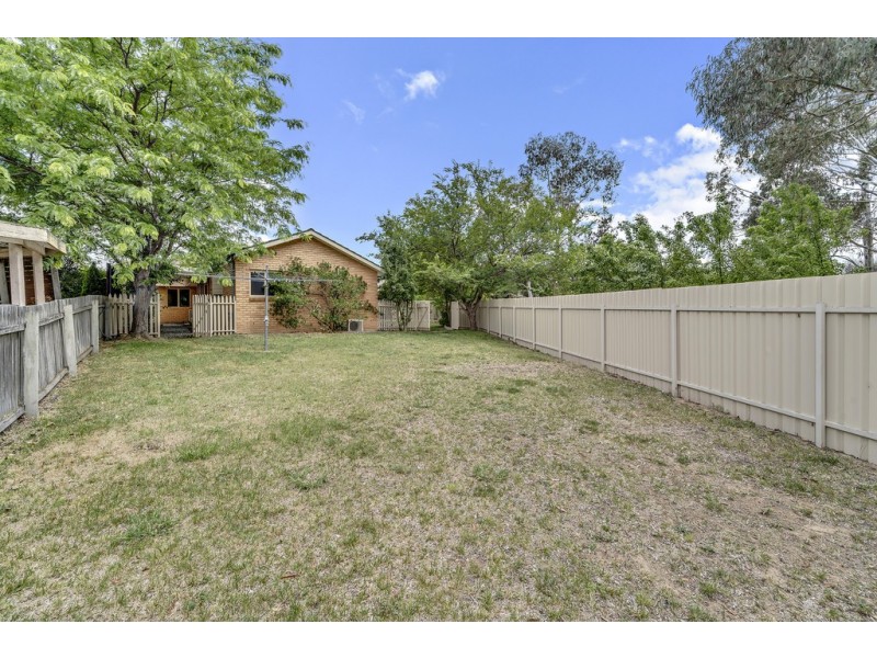 8 Minnta Place, Ngunnawal ACT 2913