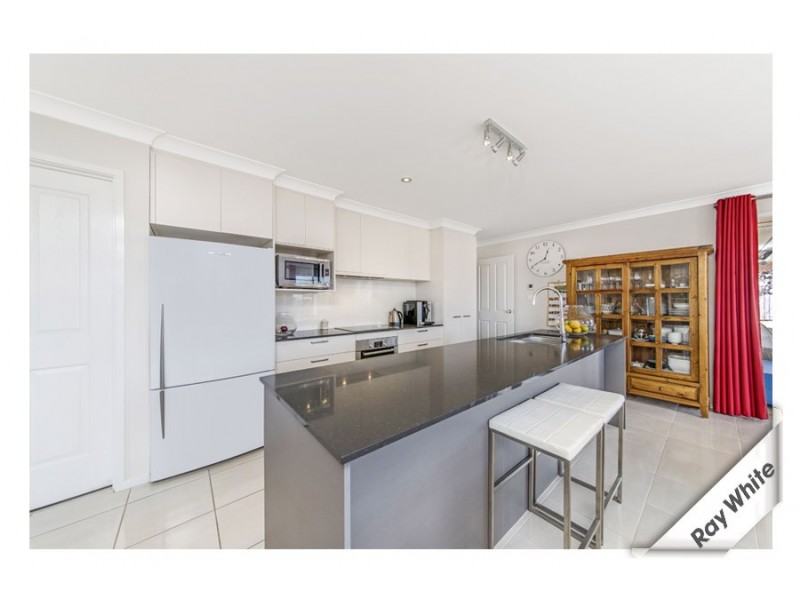 192 Macfarlane Burnet Avenue, Macgregor ACT 2615