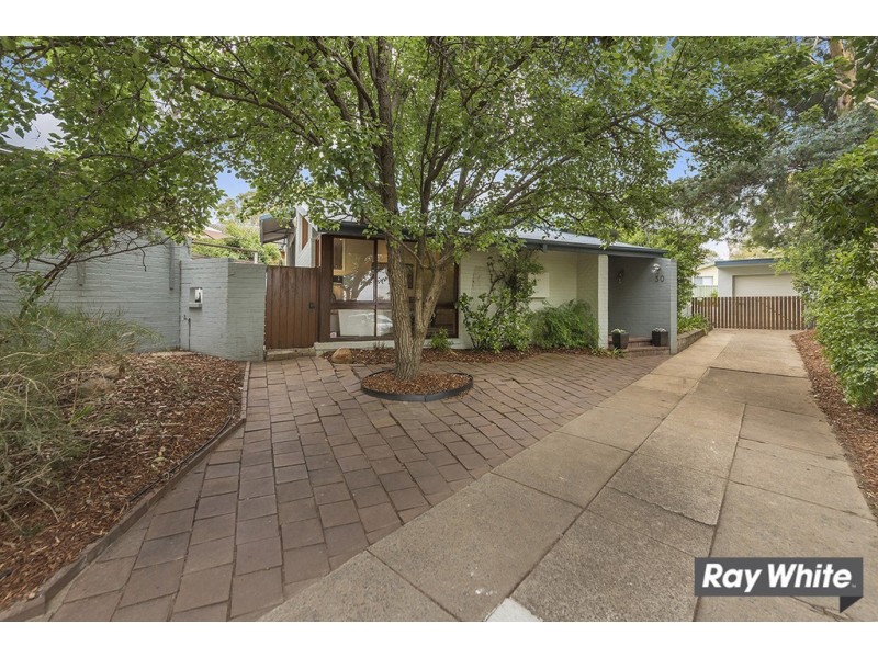30 Gundara Street, Aranda ACT 2614