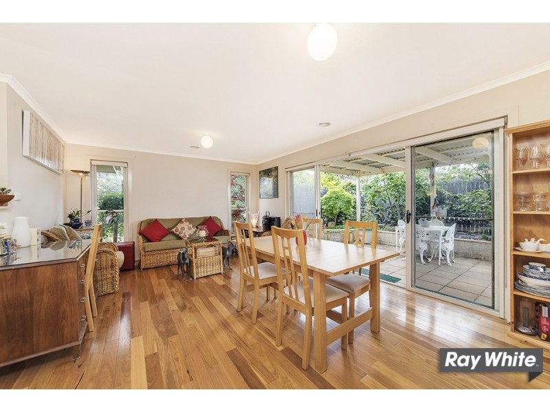 18 Loveday Crescent, Casey ACT 2913