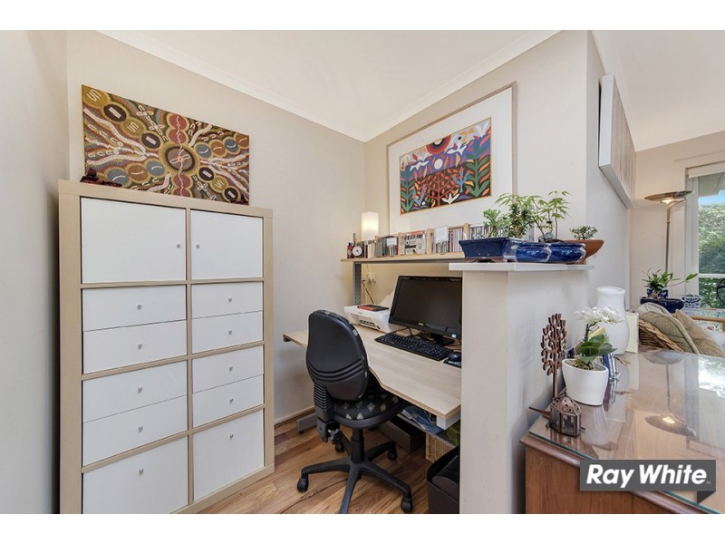 18 Loveday Crescent, Casey ACT 2913