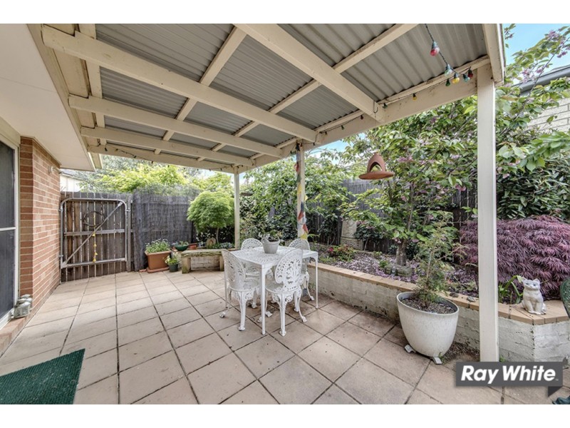 18 Loveday Crescent, Casey ACT 2913
