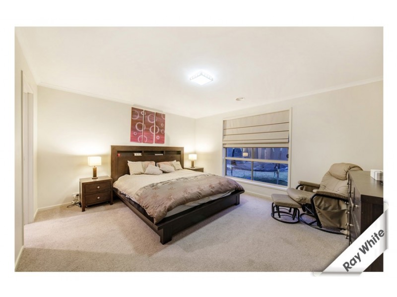 27 Kitty McEwan Cct, Mckellar ACT 2617