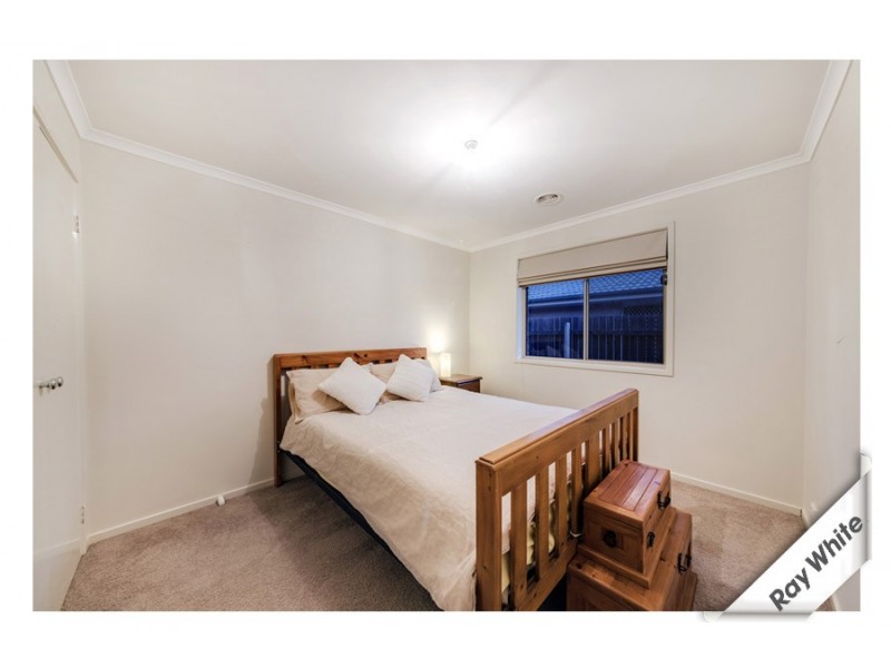 27 Kitty McEwan Cct, Mckellar ACT 2617