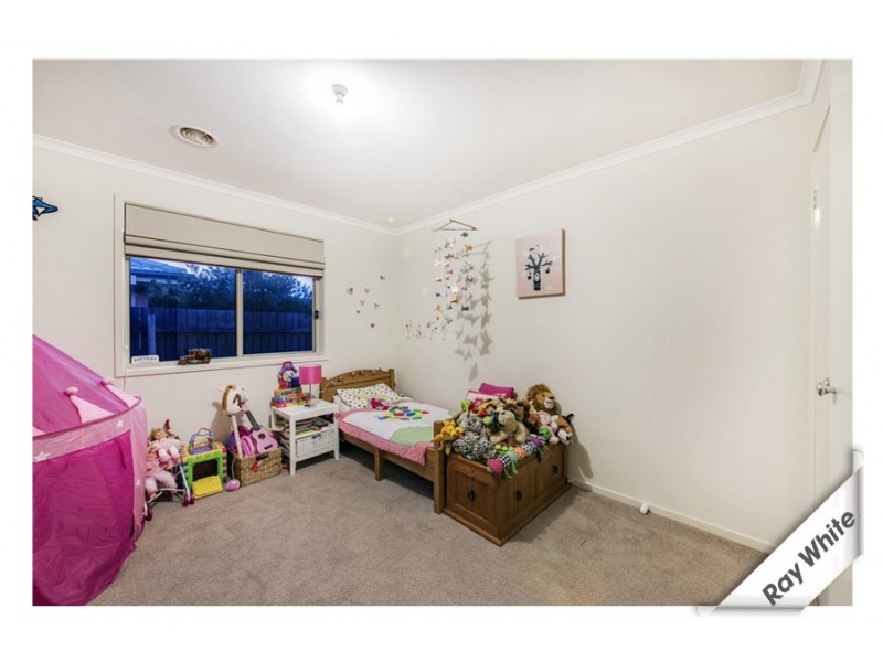 27 Kitty McEwan Cct, Mckellar ACT 2617
