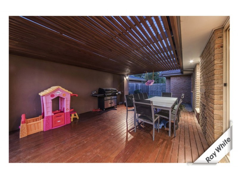 27 Kitty McEwan Cct, Mckellar ACT 2617