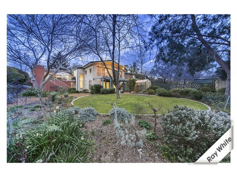 13 Smith Street, Weetangera ACT 2614