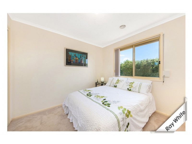 12 Syron Place, Ngunnawal ACT 2913