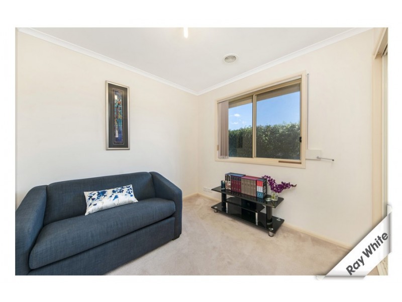 12 Syron Place, Ngunnawal ACT 2913