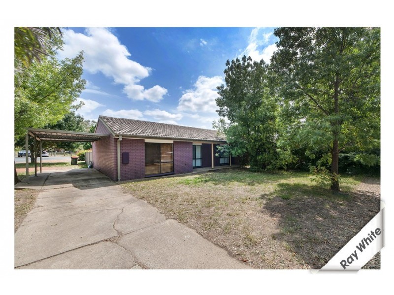 77 Barnard Circuit, Florey ACT 2615