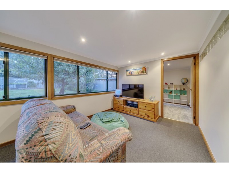 9 Barcoo Place, Kaleen ACT 2617