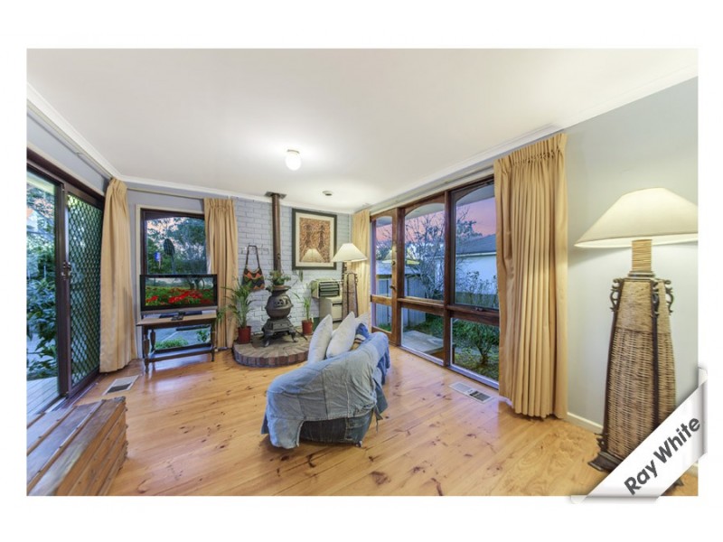7 Coppin Place, Weetangera ACT 2614