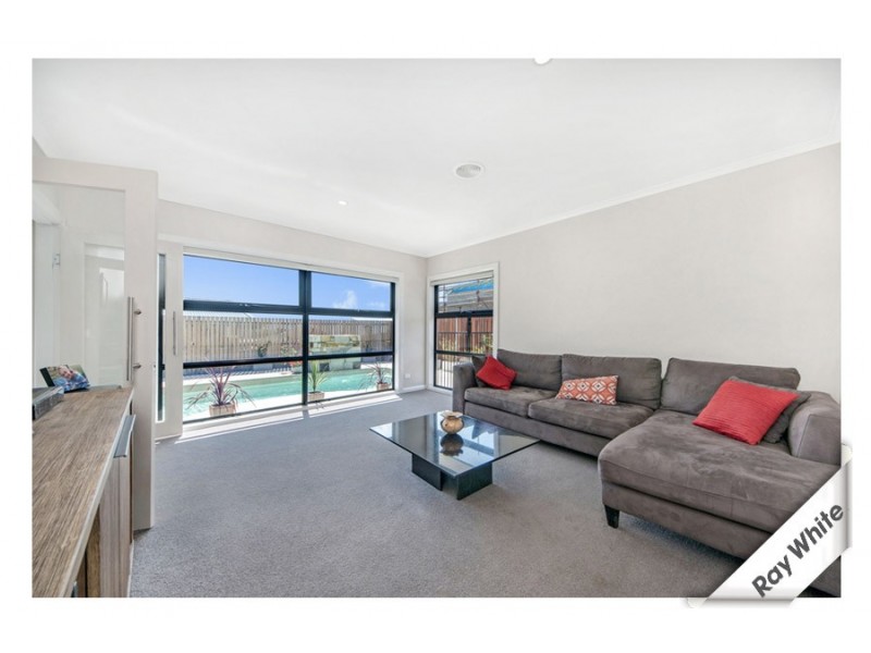 21 Fingal Street, Crace ACT 2911