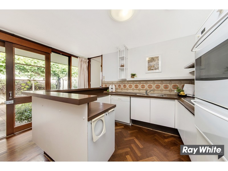 4 Epenarra Close, Hawker ACT 2614