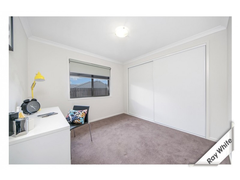10 Isbister Street, Macgregor ACT 2615