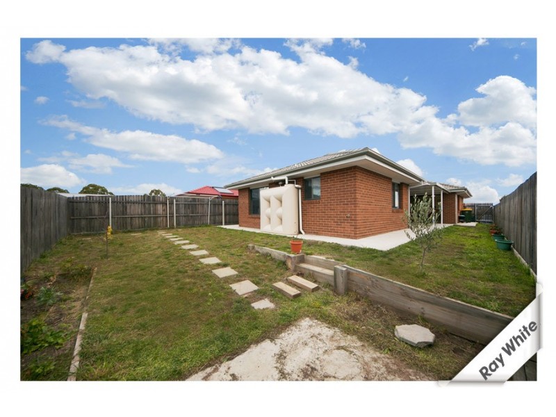 10 Isbister Street, Macgregor ACT 2615