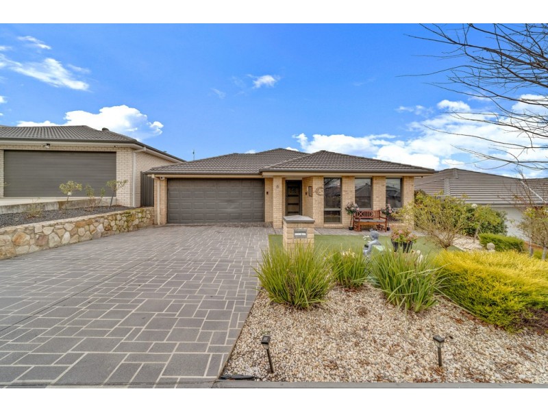 6 Sudradjat Street, Casey ACT 2913