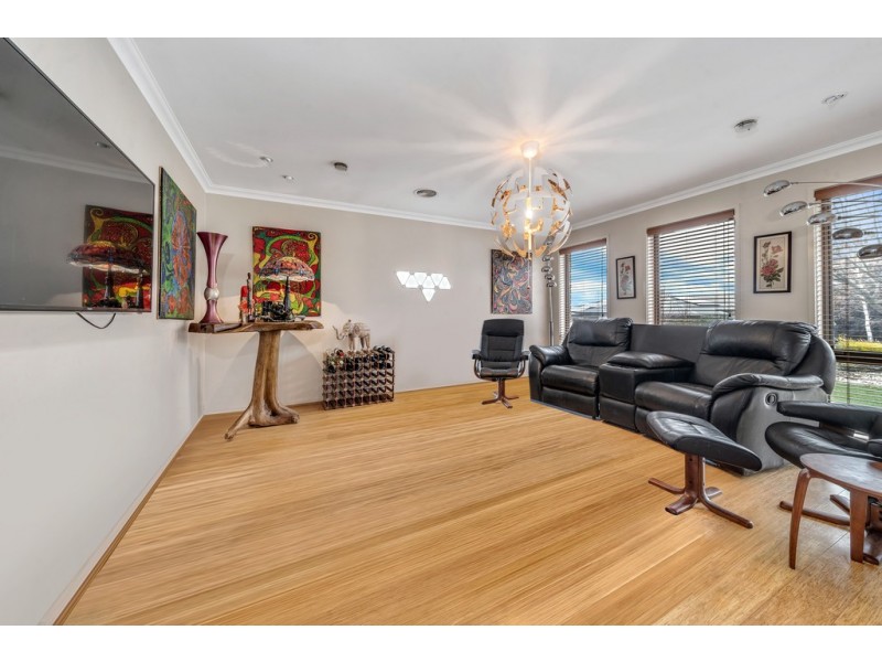 6 Sudradjat Street, Casey ACT 2913
