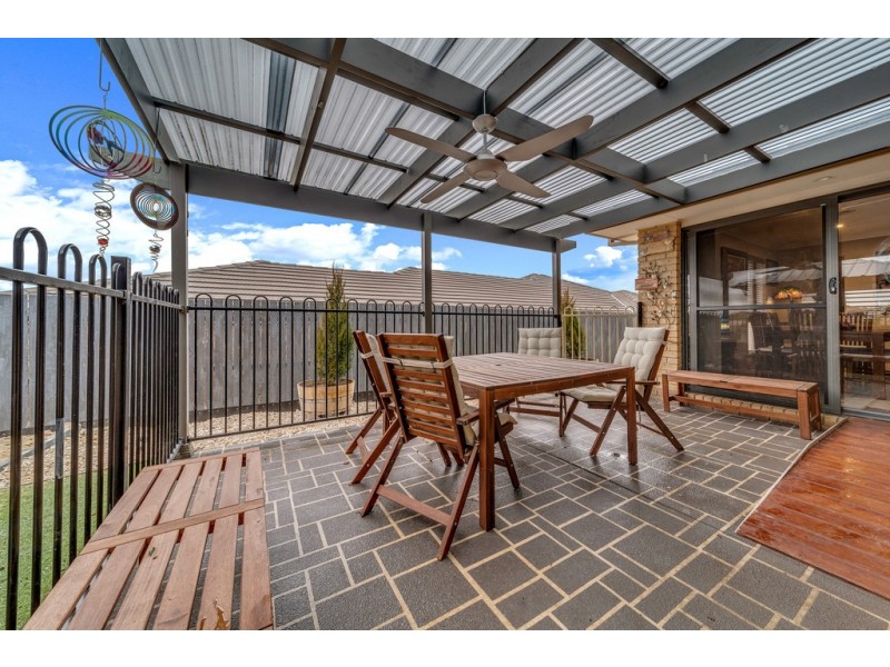 6 Sudradjat Street, Casey ACT 2913