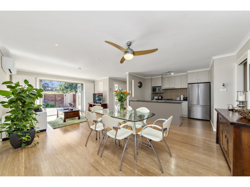 15 Ruth Dobson Street, Casey ACT 2913