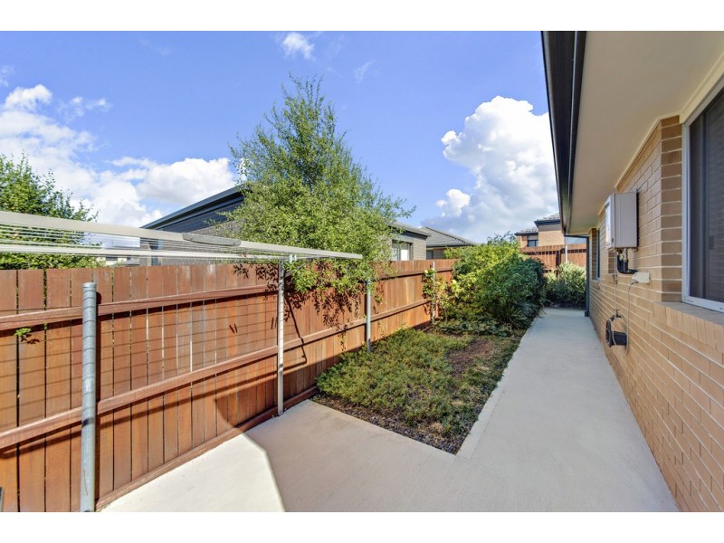 15 Ruth Dobson Street, Casey ACT 2913