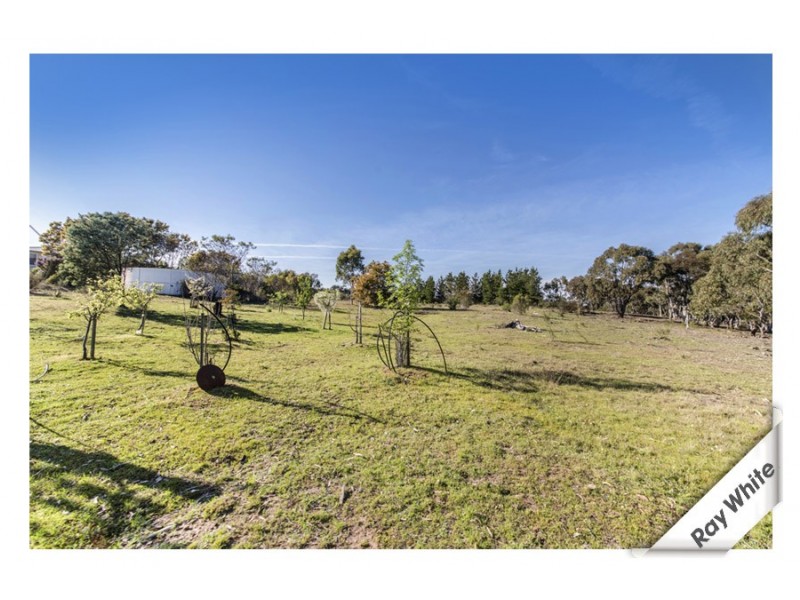 110 Hogan Drive, Wamboin NSW 2620