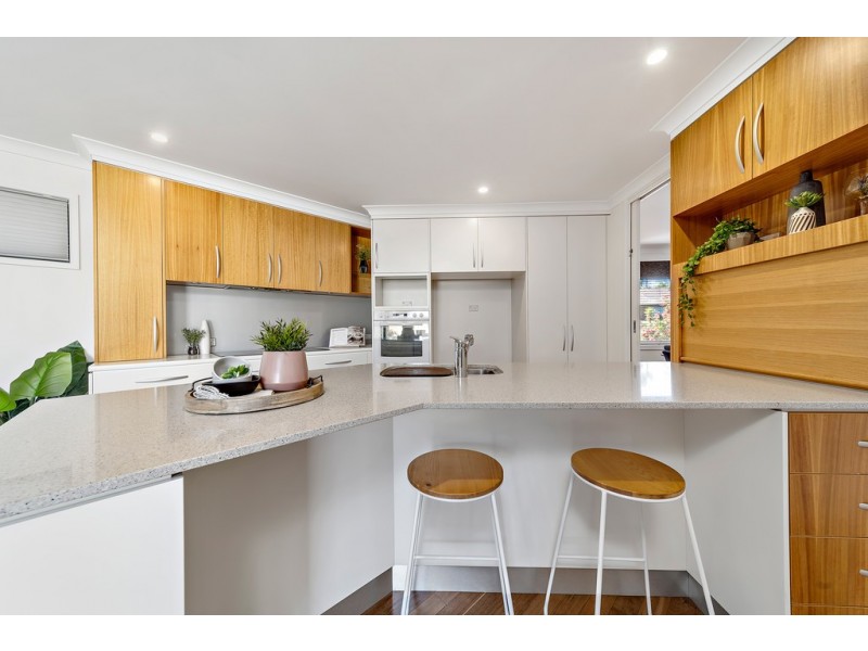 17 Bennelong Crescent, Macquarie ACT 2614
