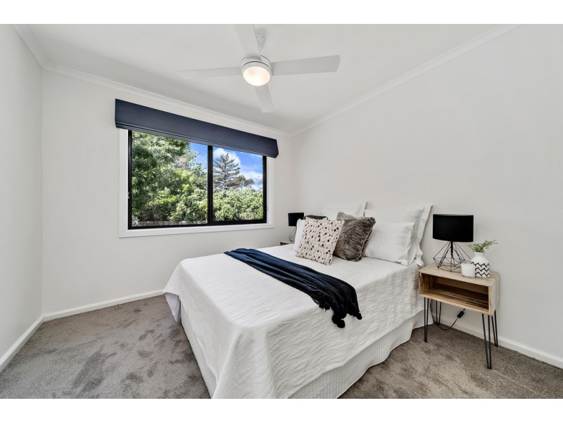 17 Bennelong Crescent, Macquarie ACT 2614