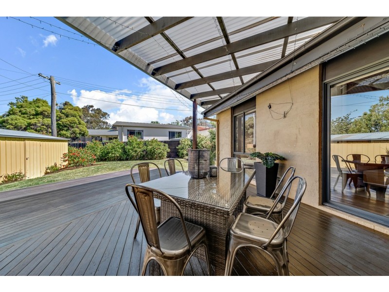 17 Bennelong Crescent, Macquarie ACT 2614