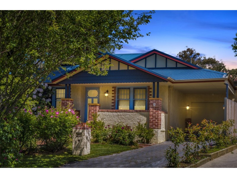 7 Aston Crescent, Cook ACT 2614