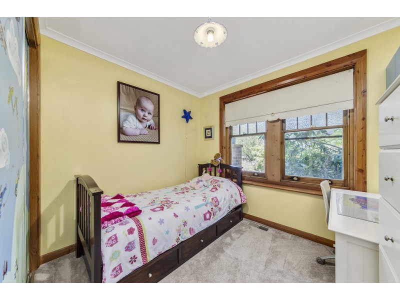 7 Aston Crescent, Cook ACT 2614