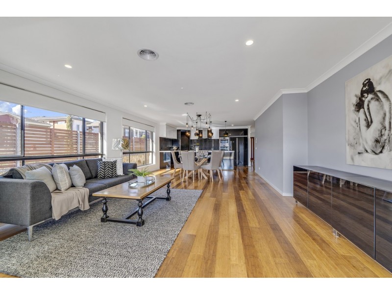 10 Anakie Court, Ngunnawal ACT 2913